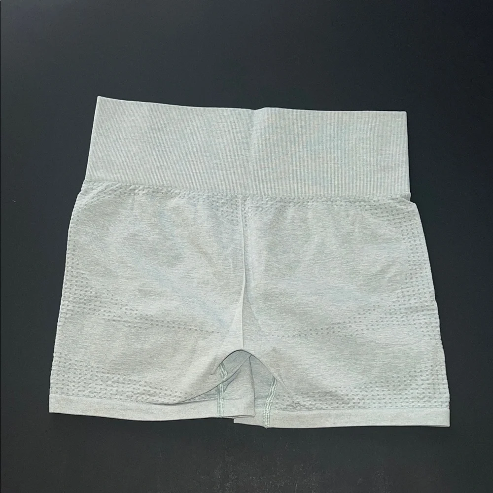Gymshark shorts light teal - Picture 2 of 2